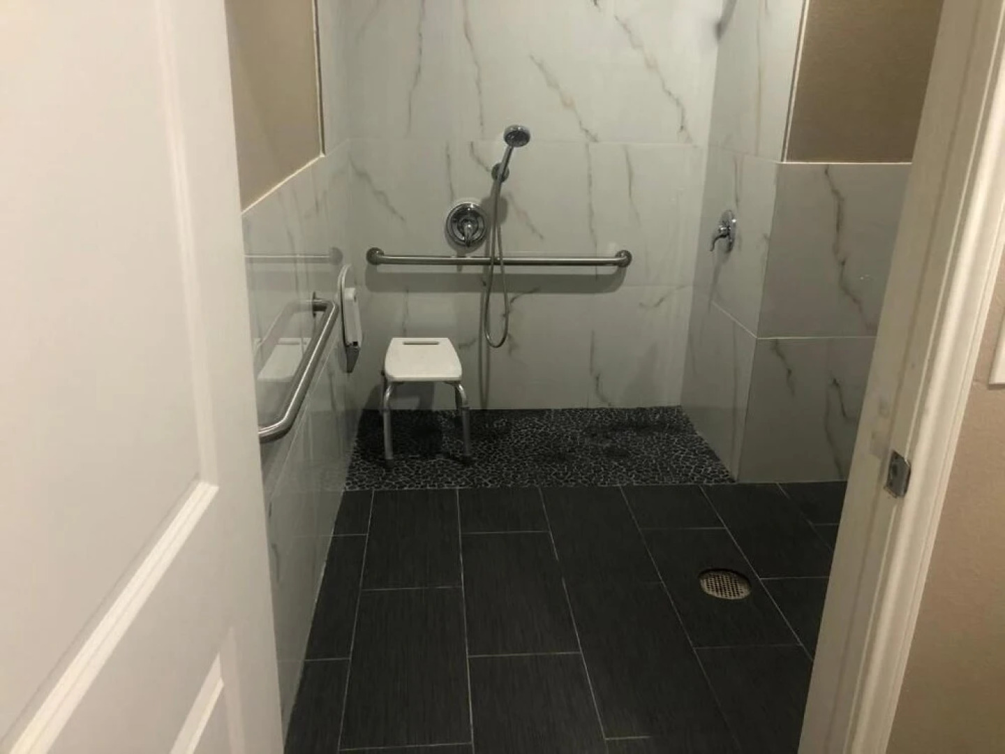 Budget Host Inn and Suites