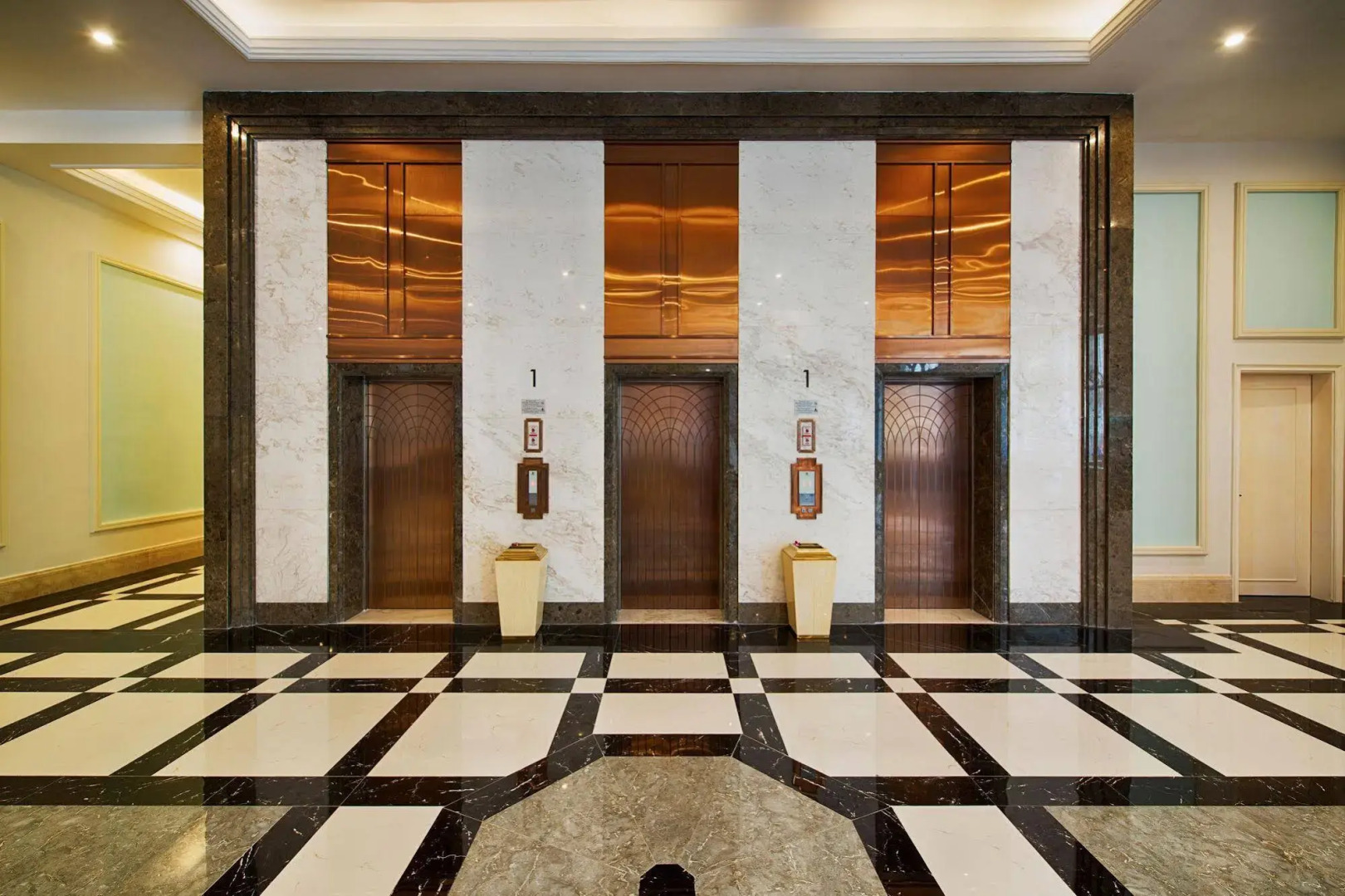 Vinpearl Golf Land Resort & Villas