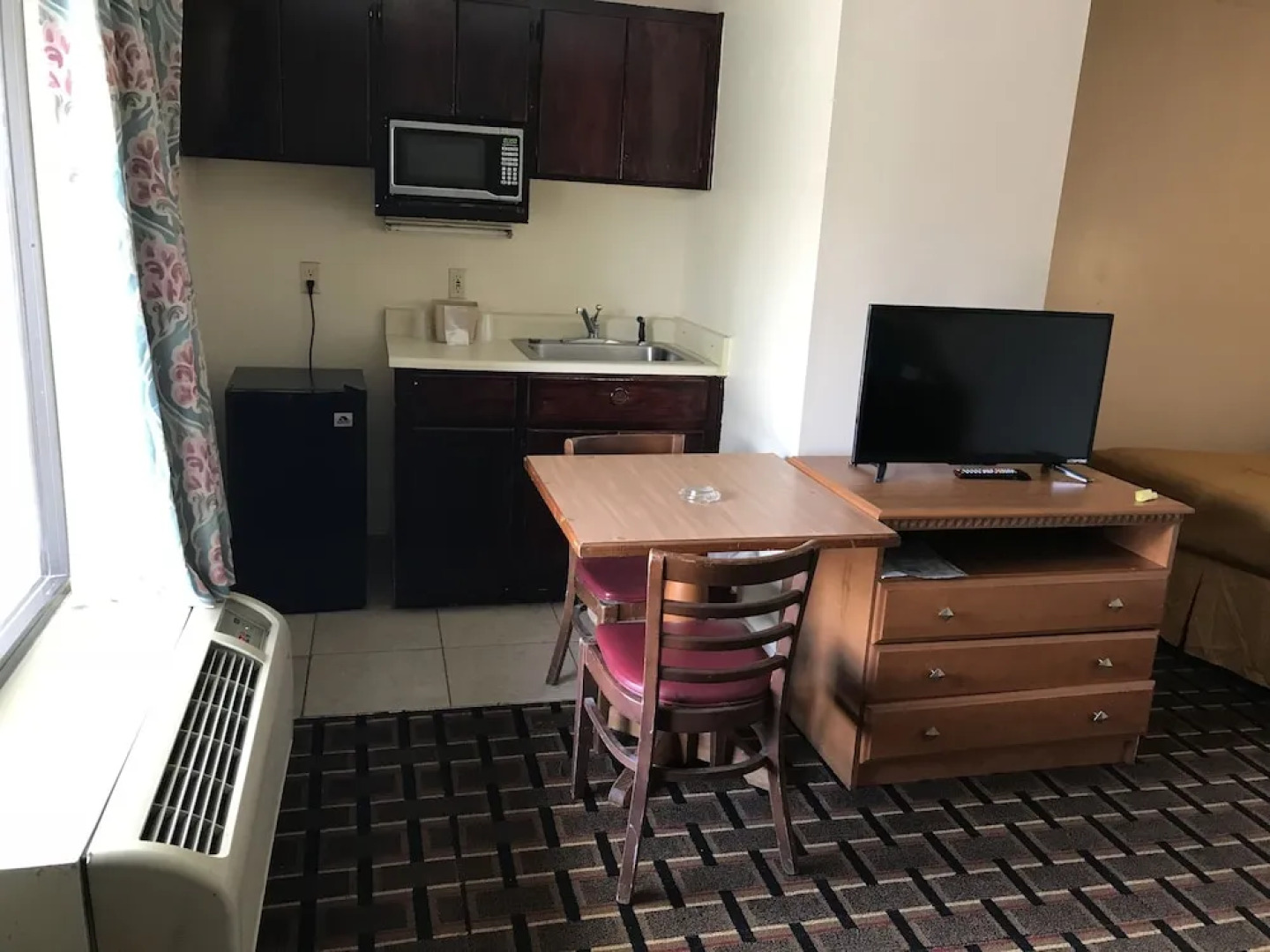 Guest Cottage & Suites By OYO Brunswick/Golden Isles