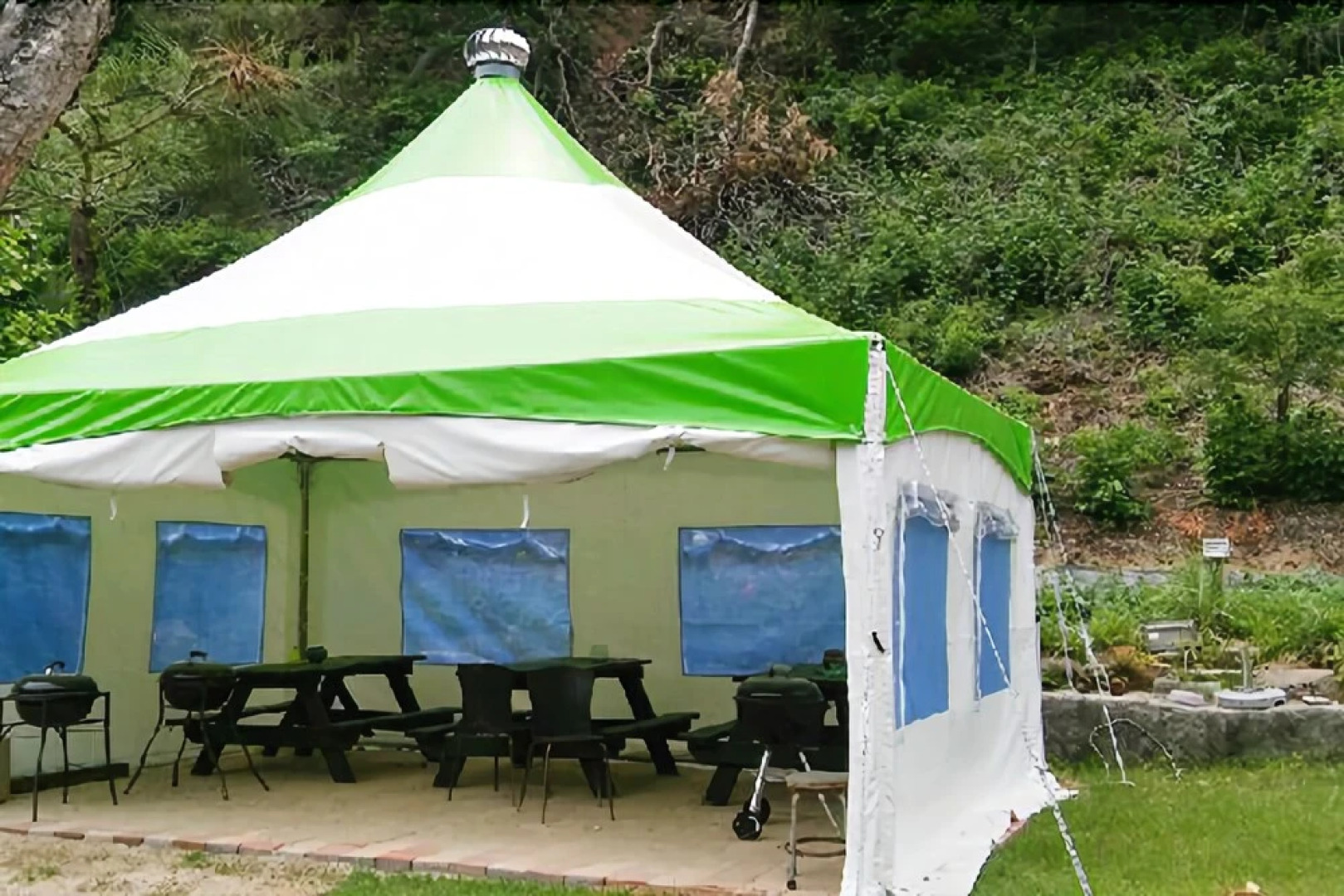 Hoengseong Silver Glowing Ford Pension