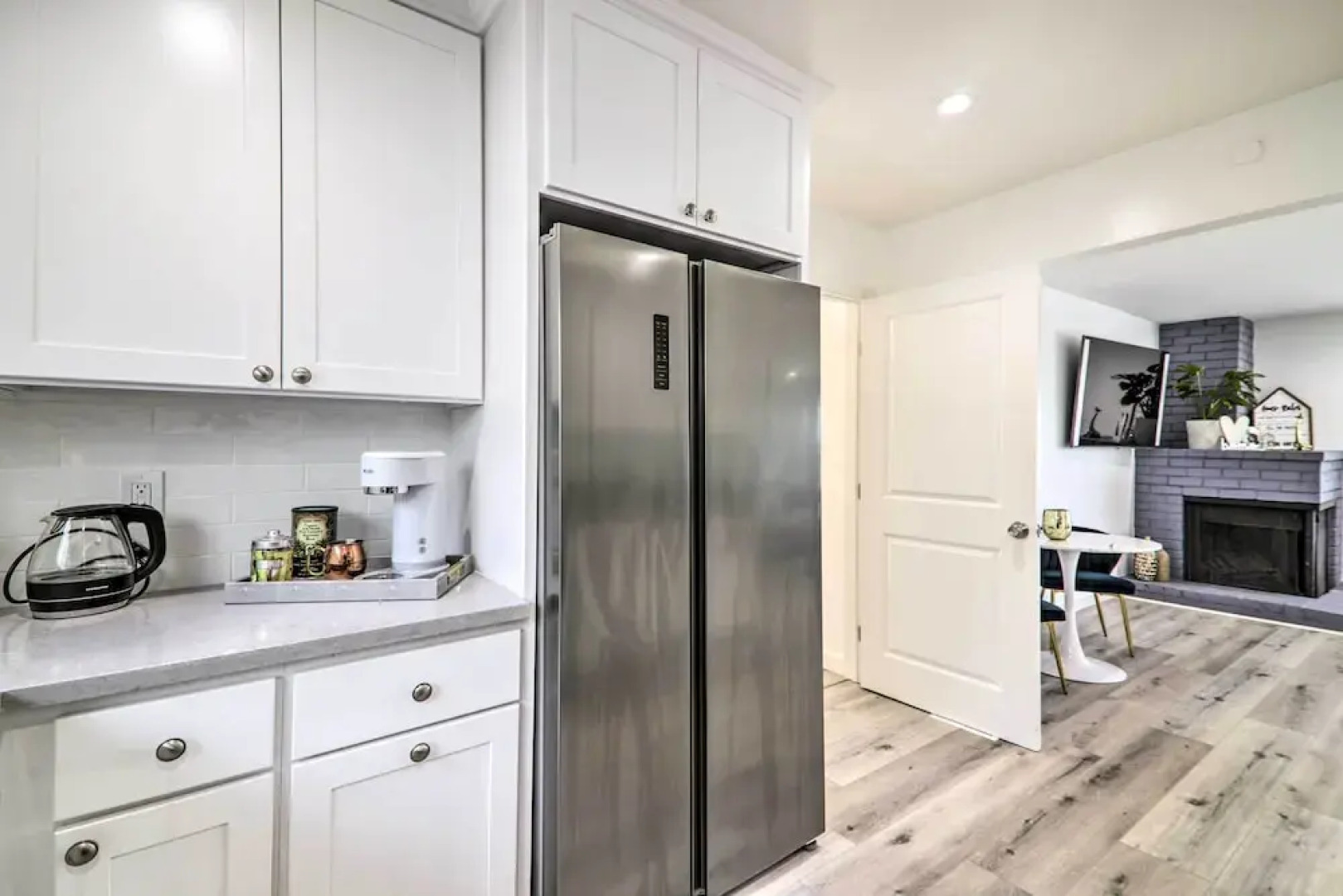 E Palo Alto Home 3 Mi to Stanford University!