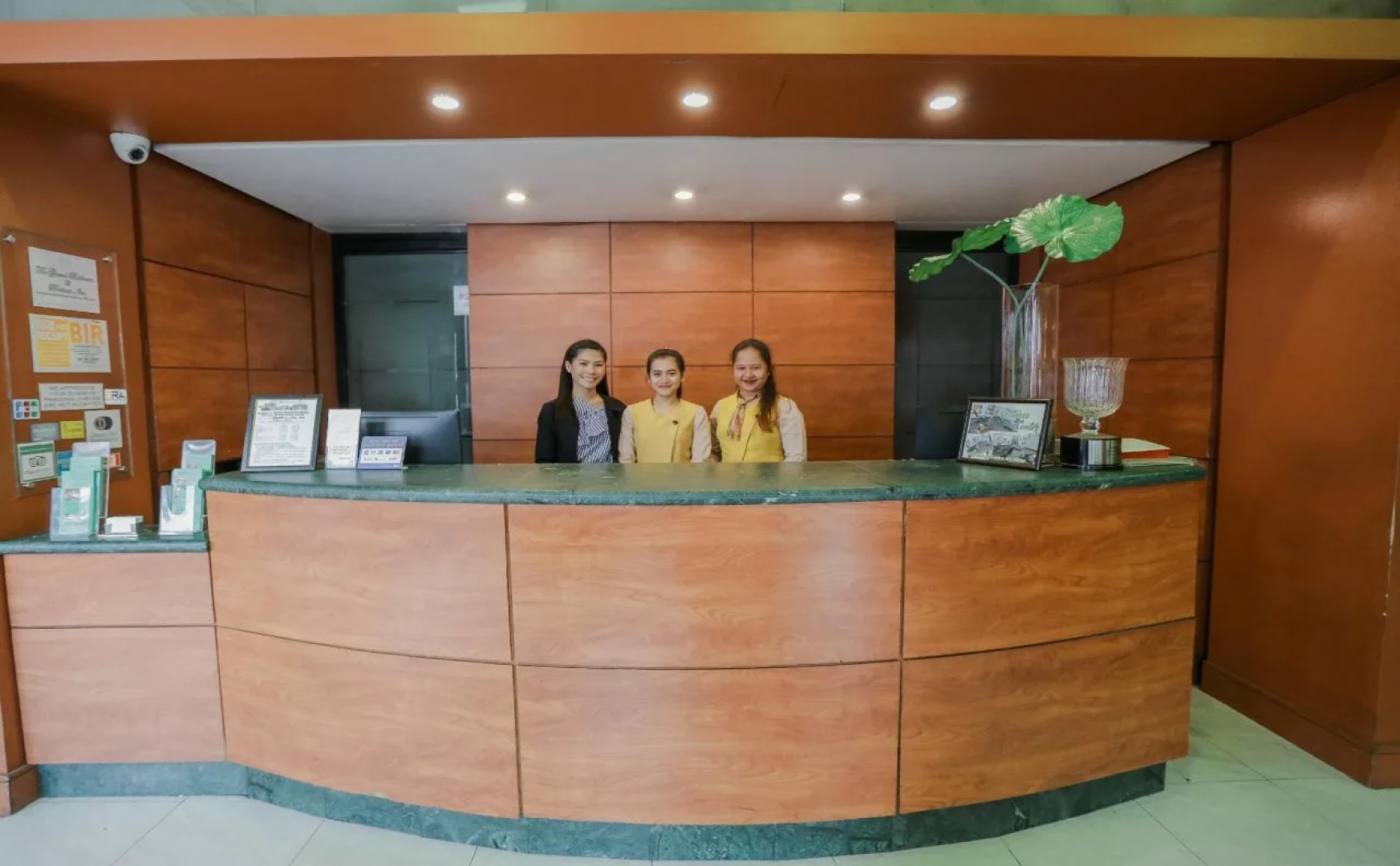 Bacolod Business Inn