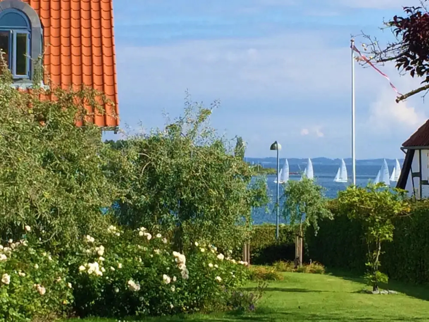 Troense B&B by the sea