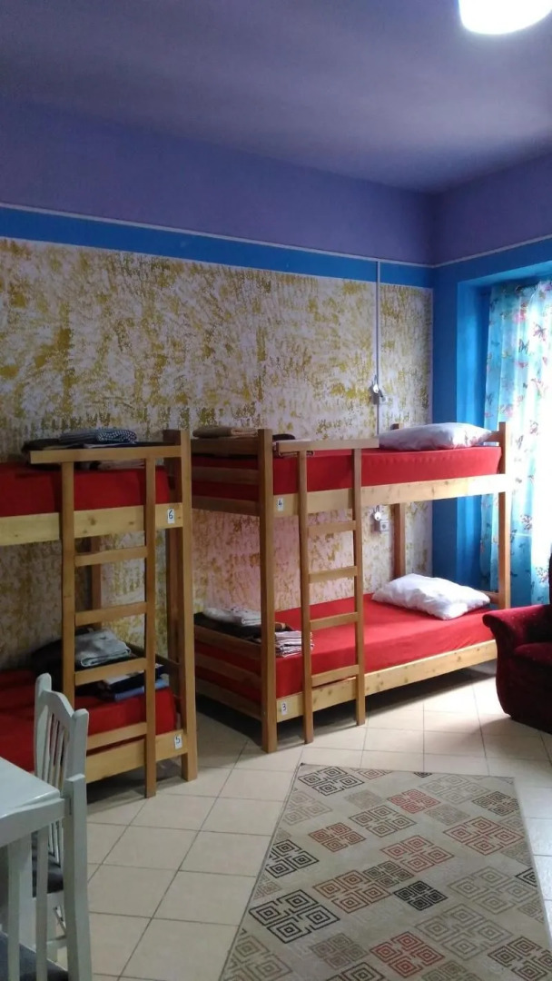 Bulldog Hostel & Club