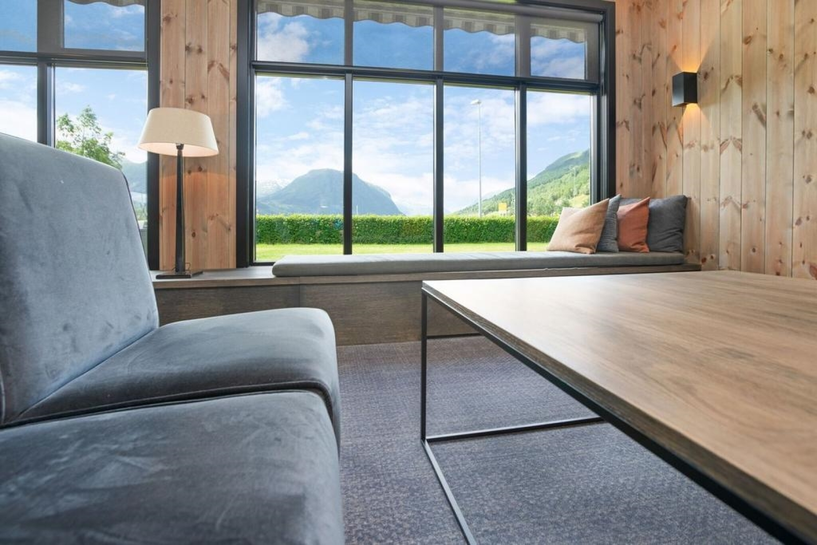 Отель Grand Skei