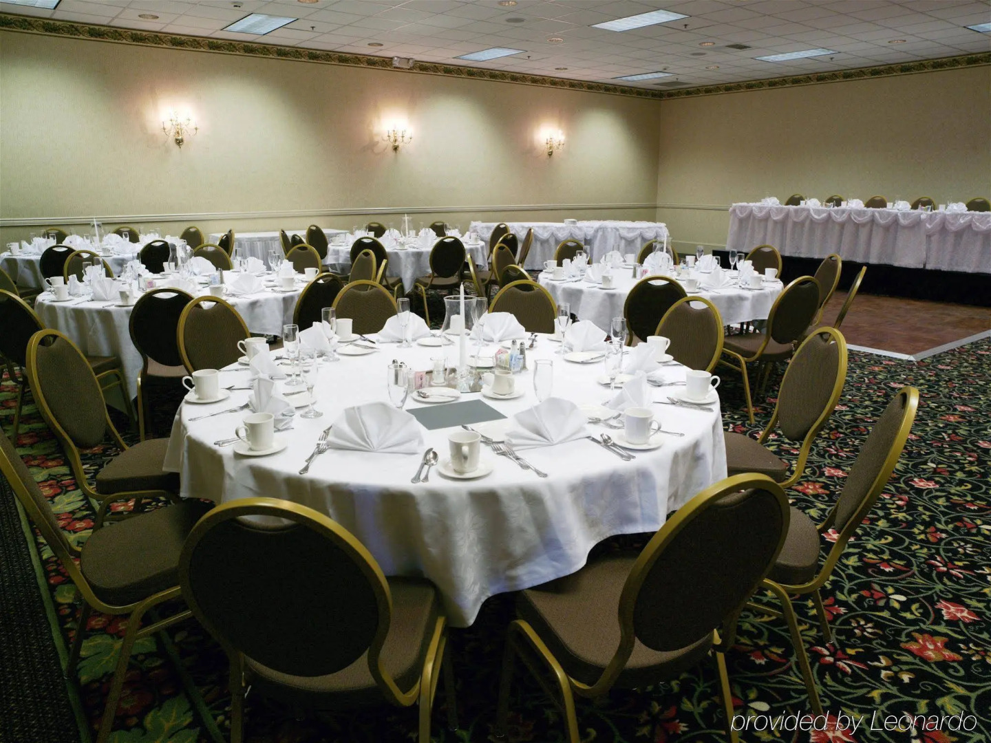 Hilton Kansas City Airport