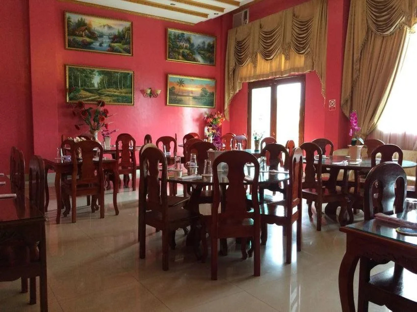 Highlander Hotel and Resort