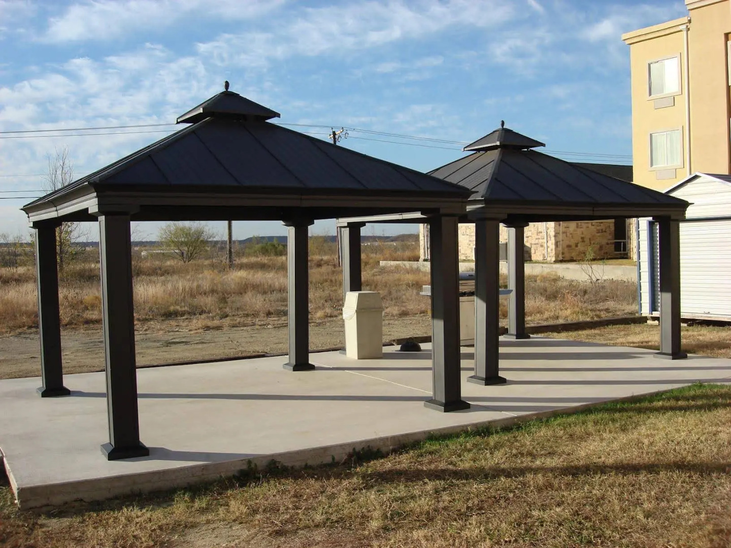 Best Western Club House Inn & Suites