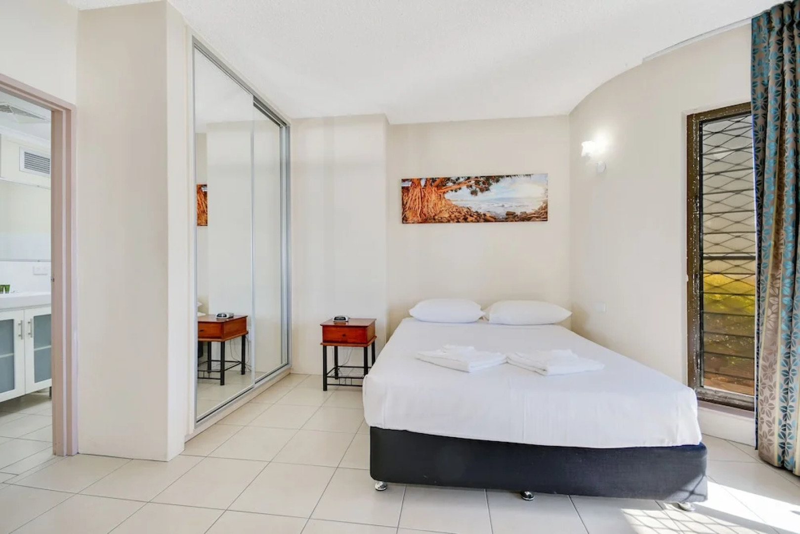 Shandelle Apartments