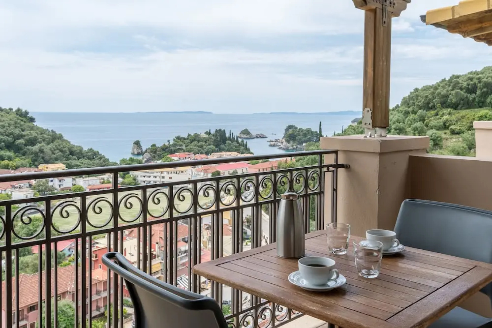 Enetiko Resort Hotel