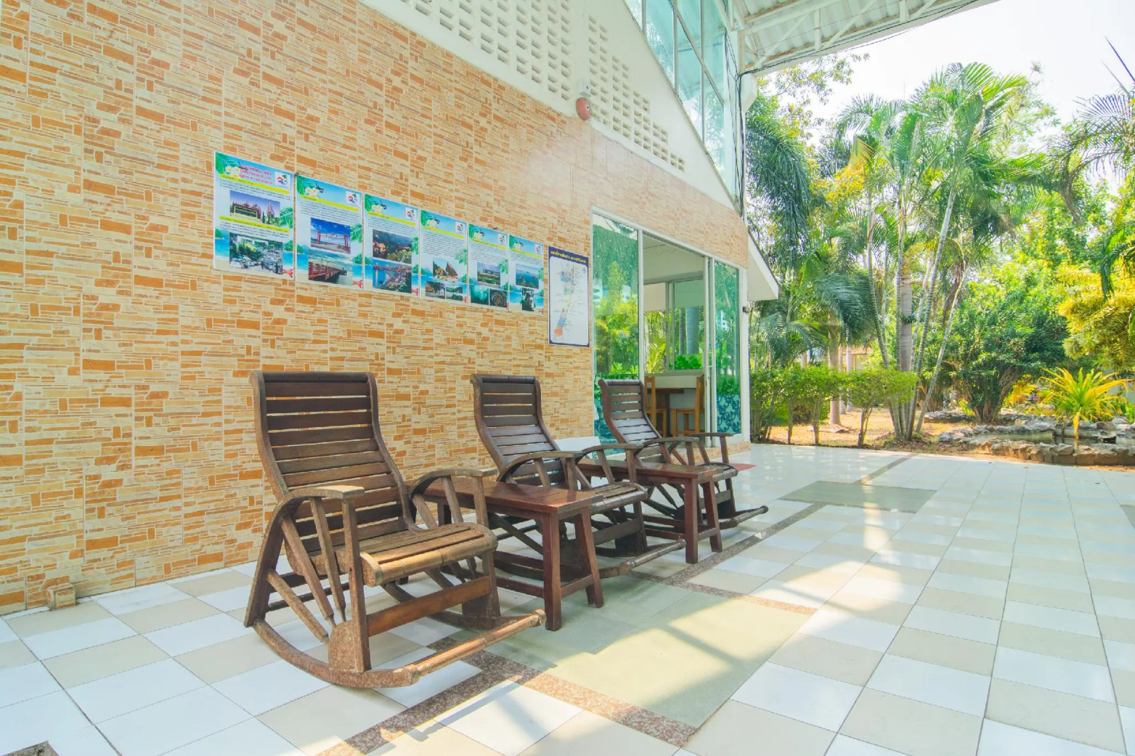 OYO 614 Koh Lak Resort