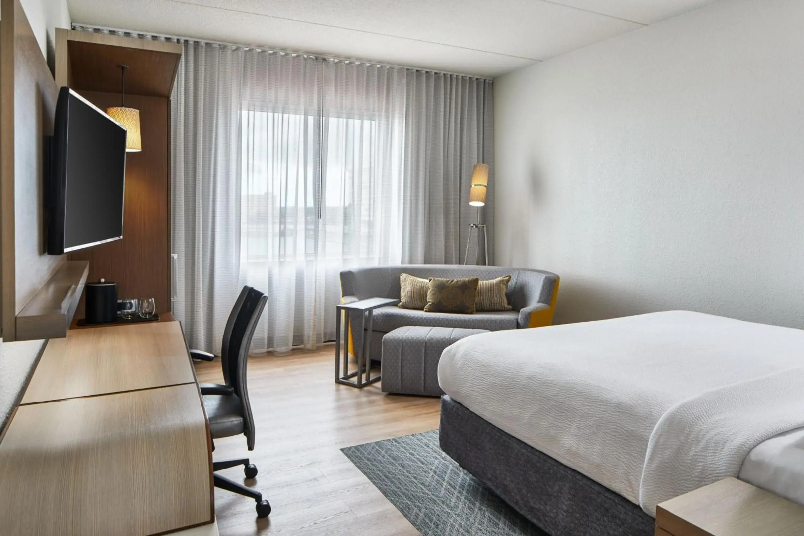 Courtyard St. Petersburg Clearwater/Madeira Beach