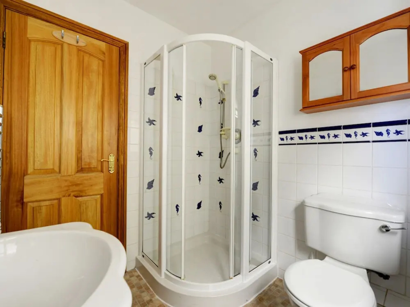 Wonderful Holiday Home With Beautiful Views and Sliding Doors to a Luxury Terrace