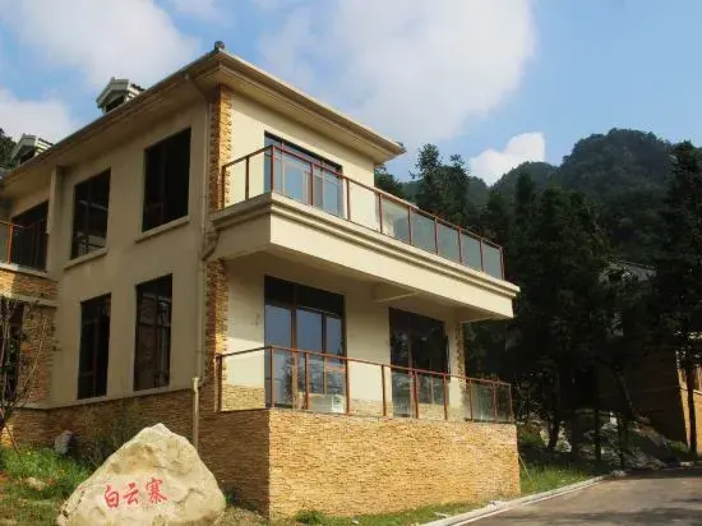Tiantangzhai Holiday Hotel