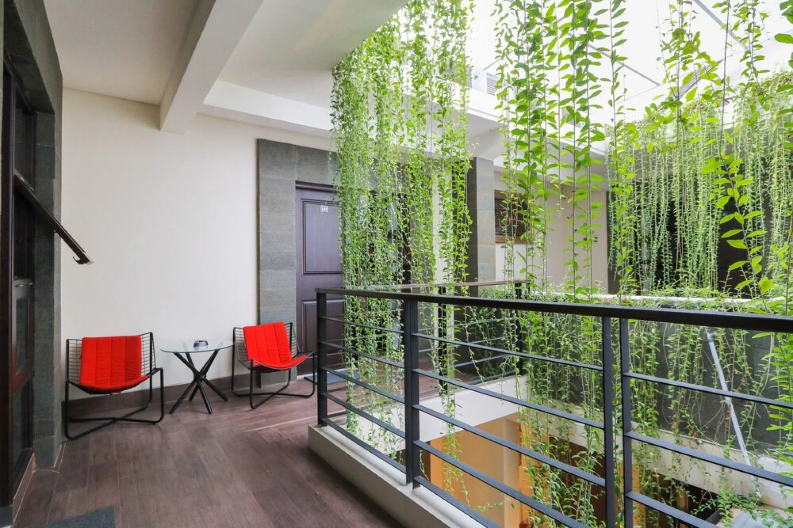 OYO 2267 Albani's Family Residence