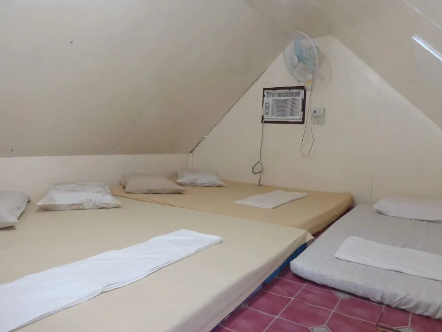 Lee Yons Oceanfront Inn