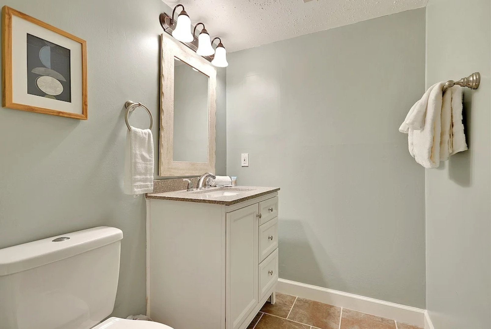 Coastal Chic Villa 2 Bedrooms 2 Bathrooms Villa