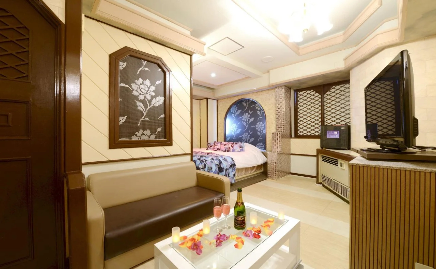 Restay Iwatsuki (Adult Only)