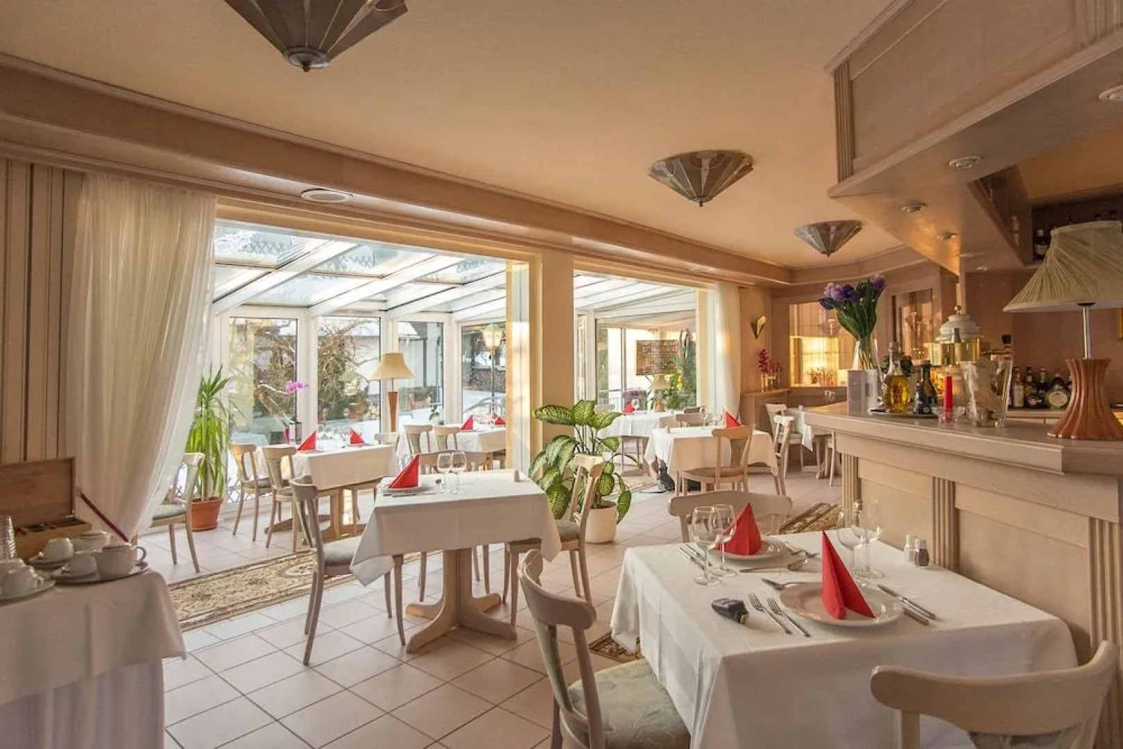 Ambiente Hotel & Restaurant