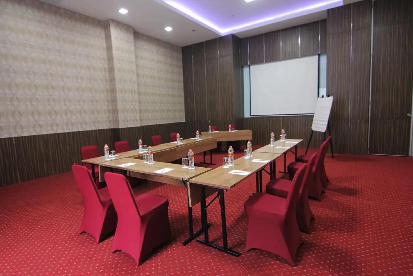 Travello Hotel Bandung