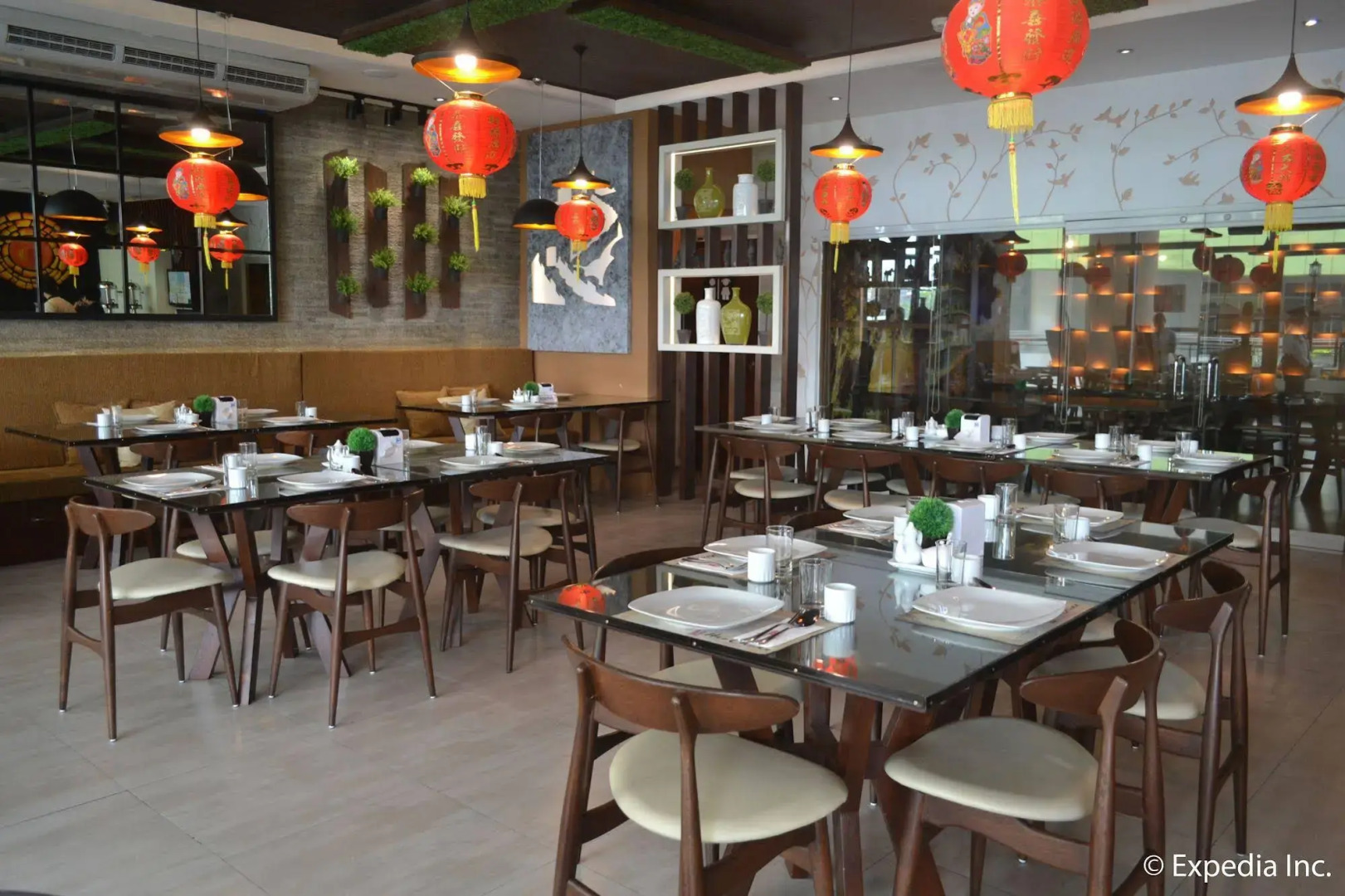 Phela Grande Residences