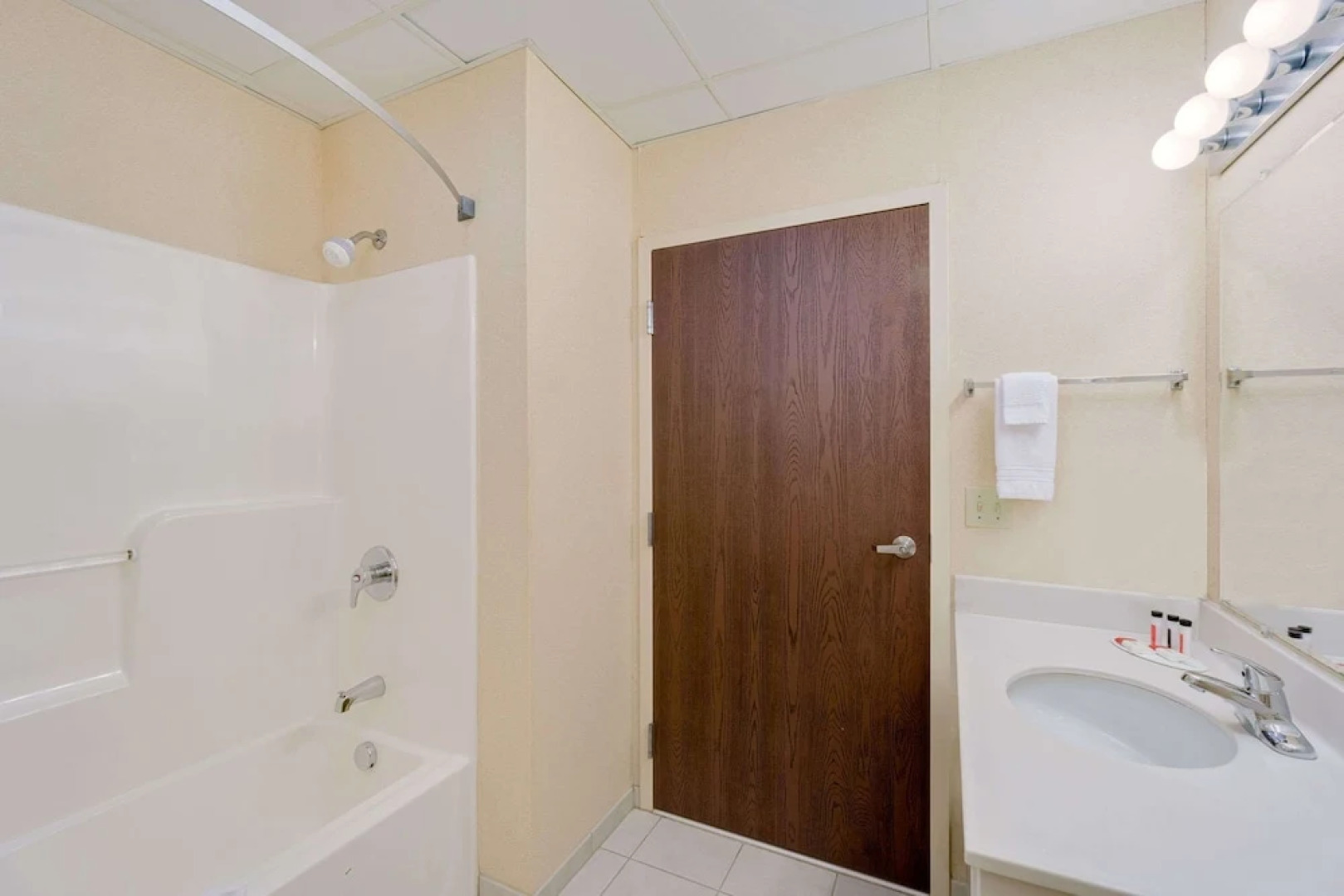 Days Inn West Liberty