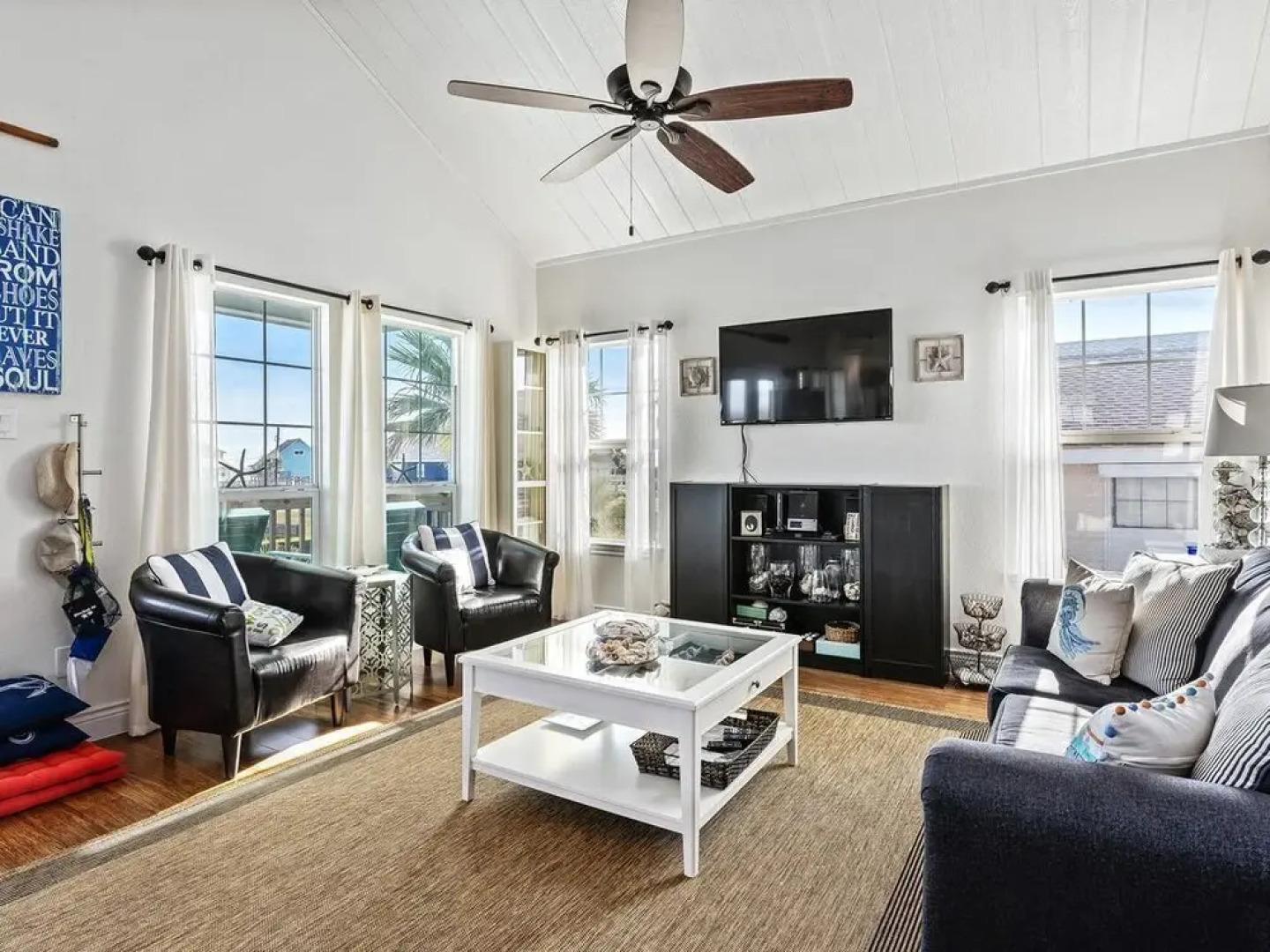 Shore Enuff - 3 Br Home