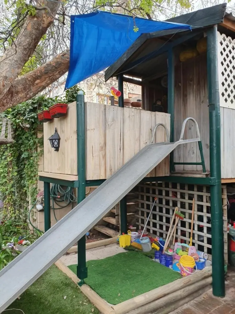 Water Bay Villa Bed and Breakfast