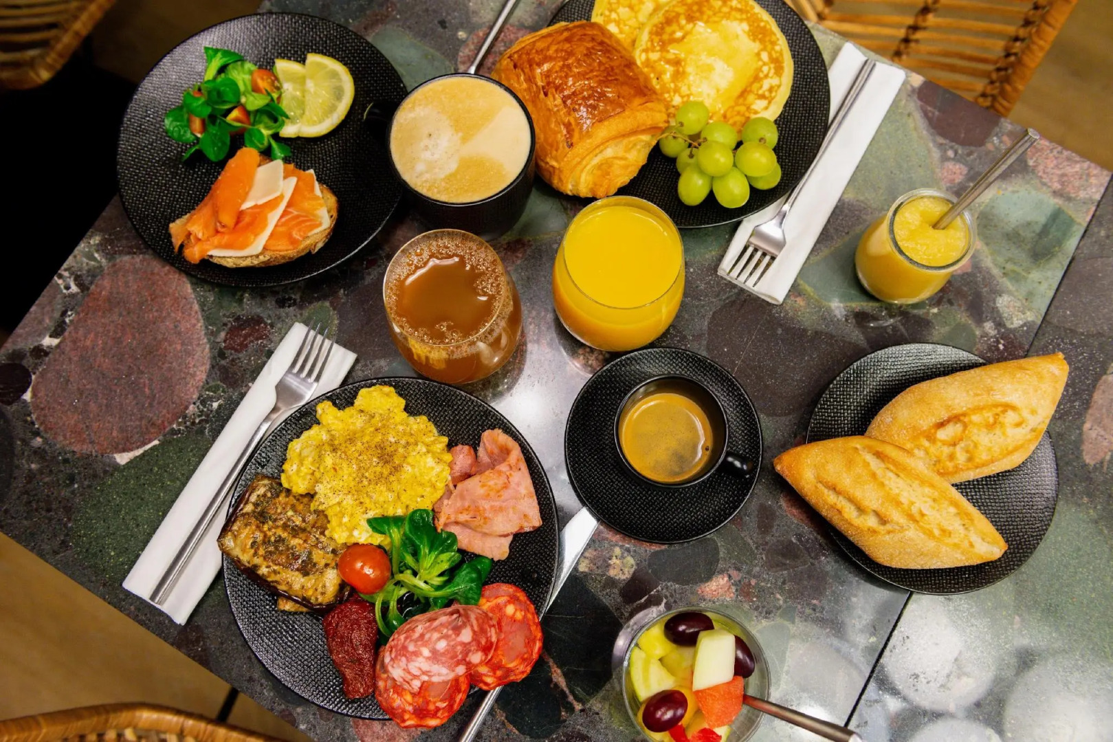 Отель Leonardo Boutique Opera