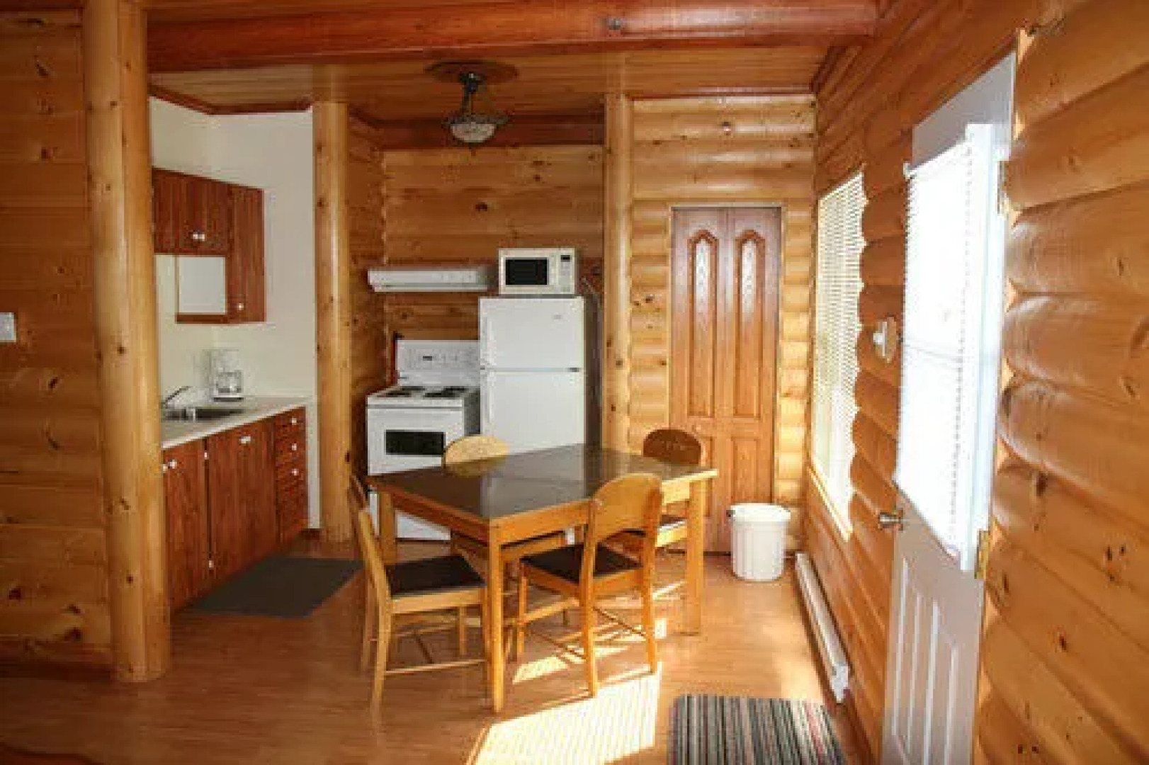 Motel Les Chalets Bo-Fleuve