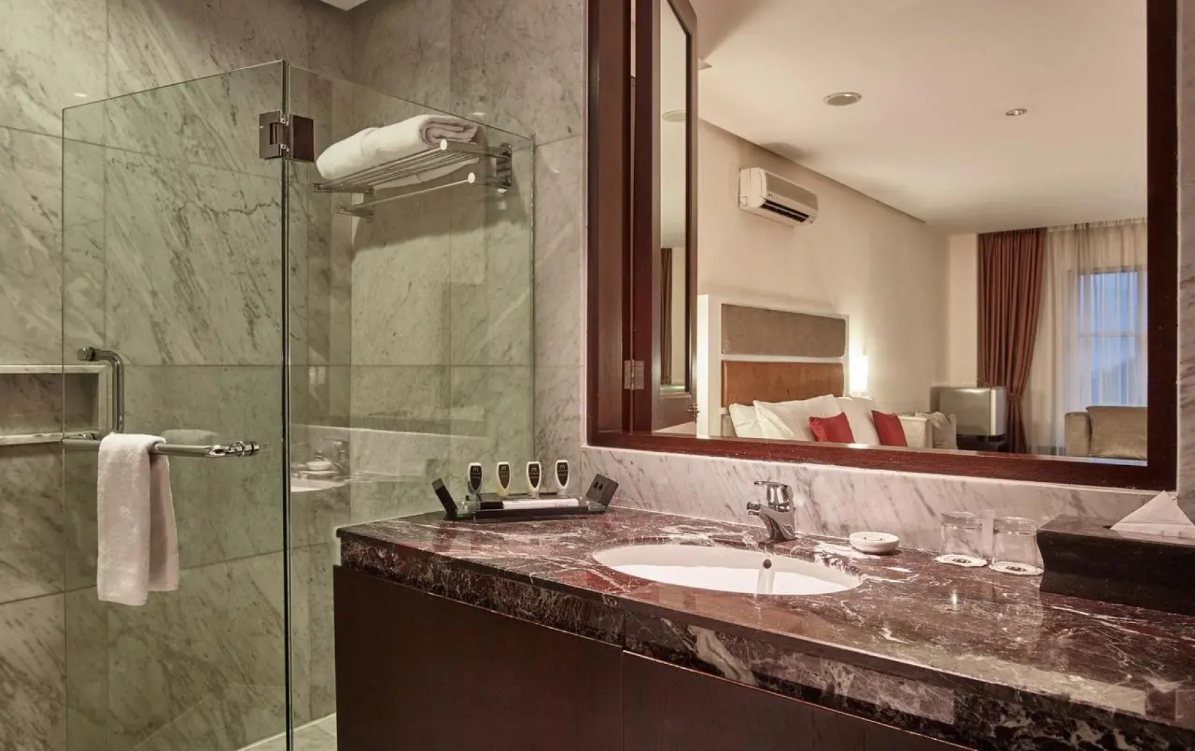 President Executive Club