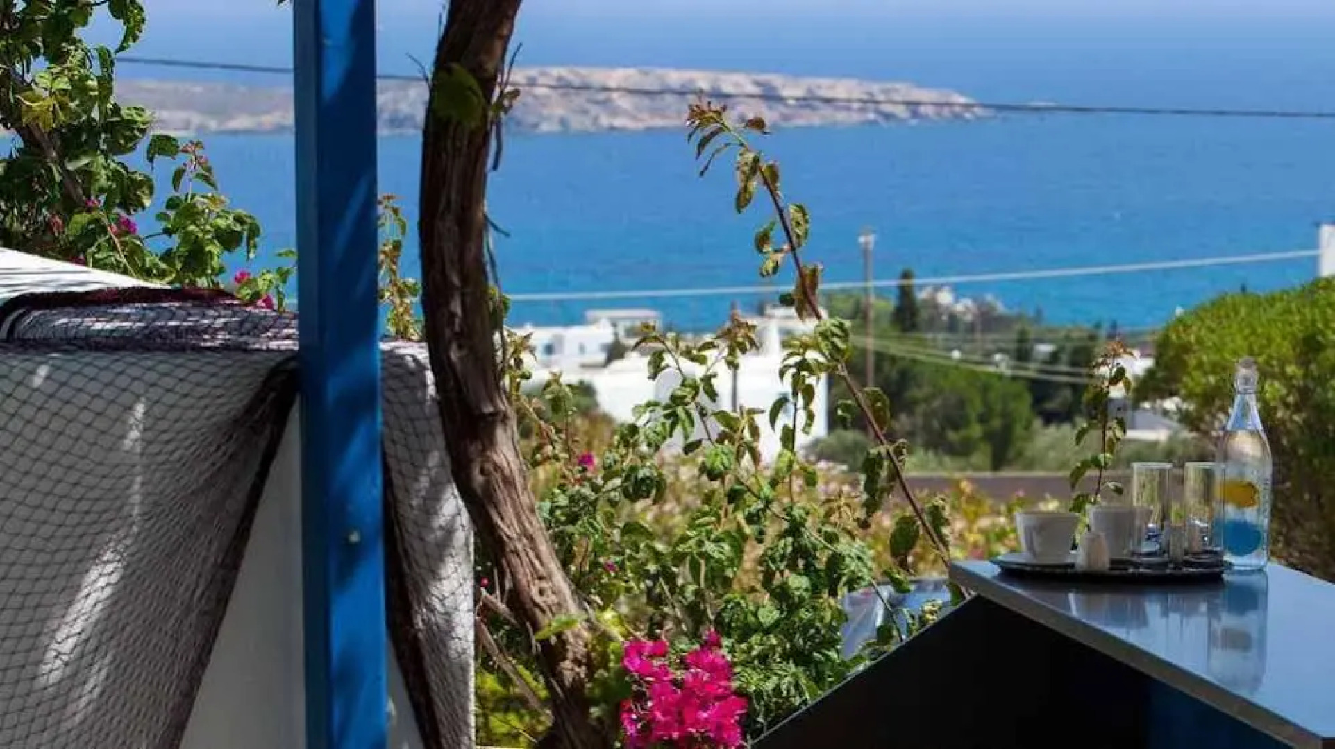 Aloe Paros Suites & Studios