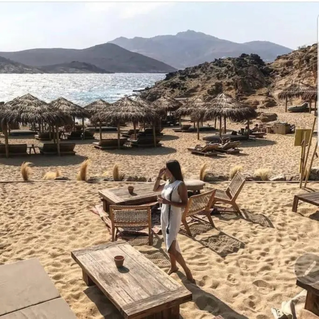 Private Villa Beachfront 30steps to Alemagou Beach