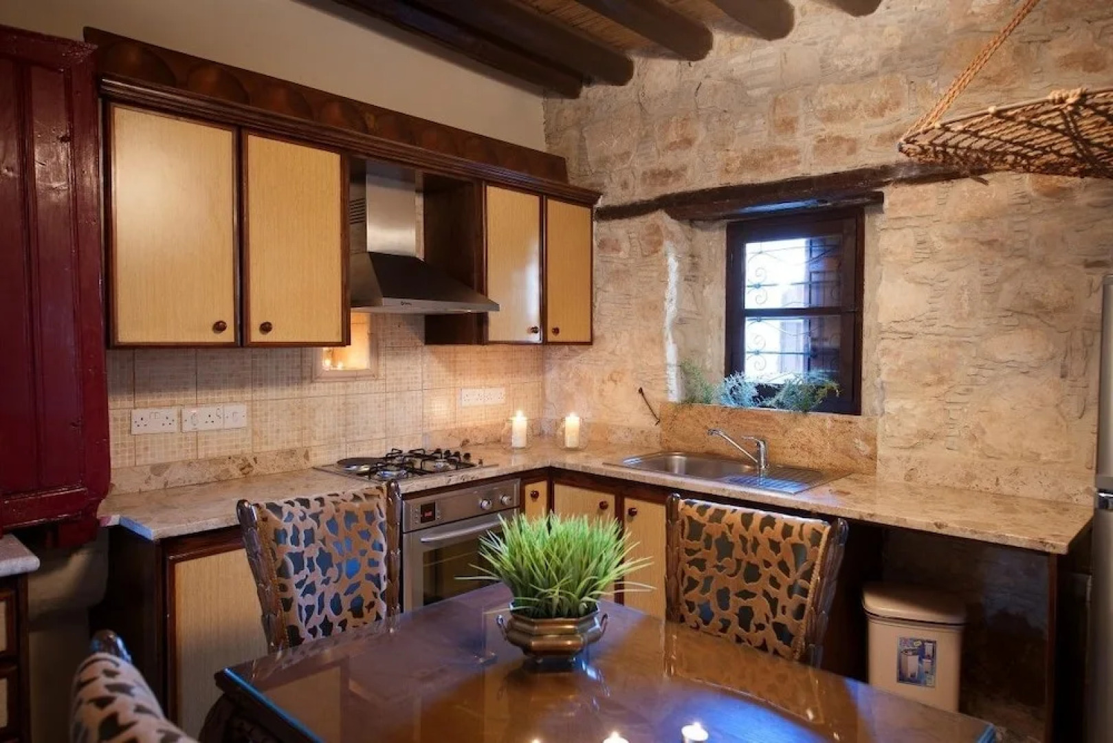 Oinoessa Traditional Boutique Houses