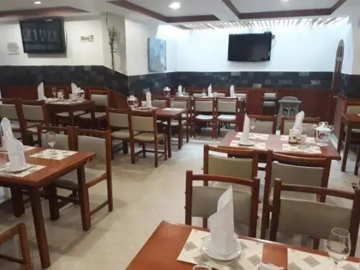 Hotel Mall Del Parque