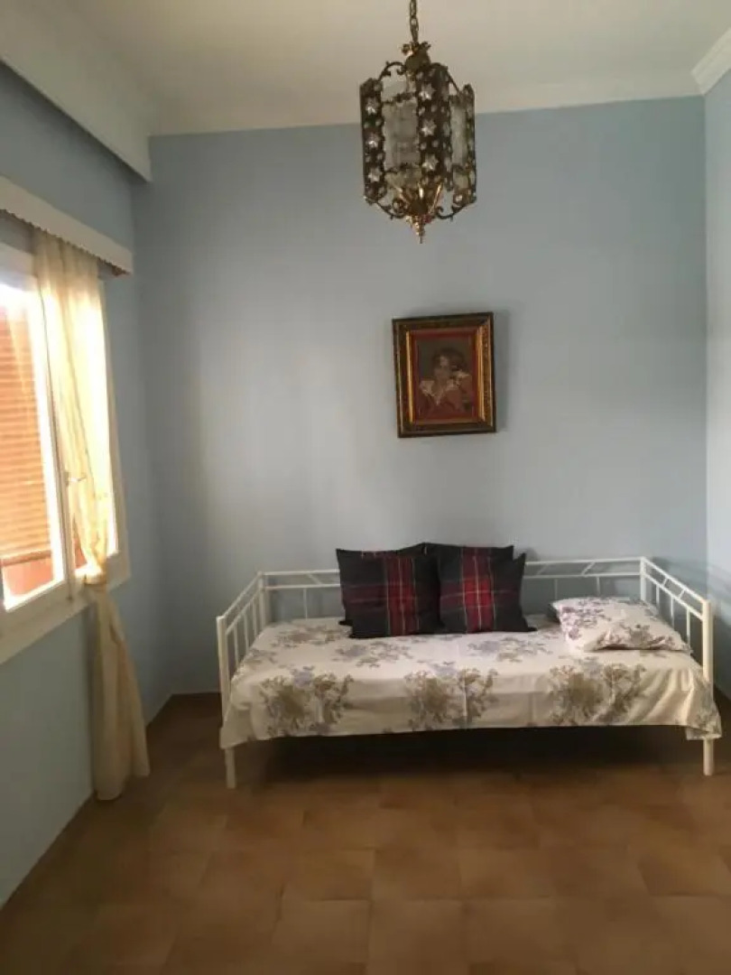 Tiffany's 5' min from airport