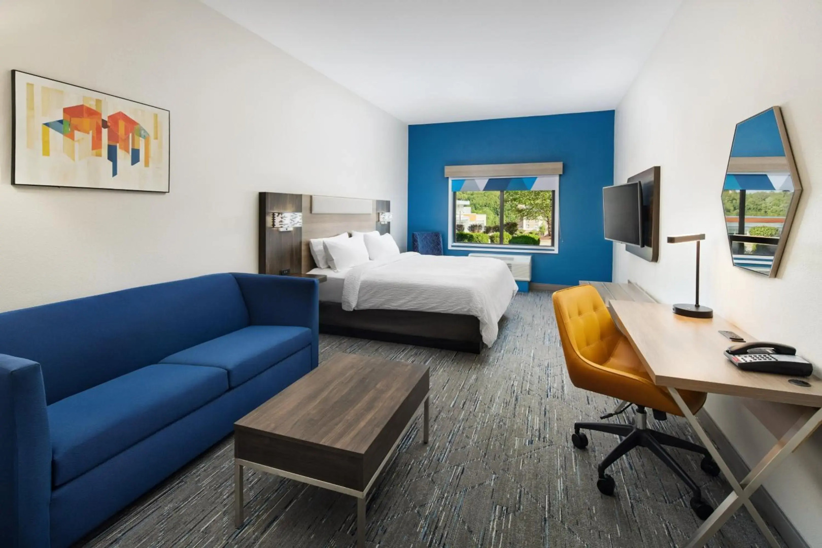 Holiday Inn Express & Suites Wheeling by IHG