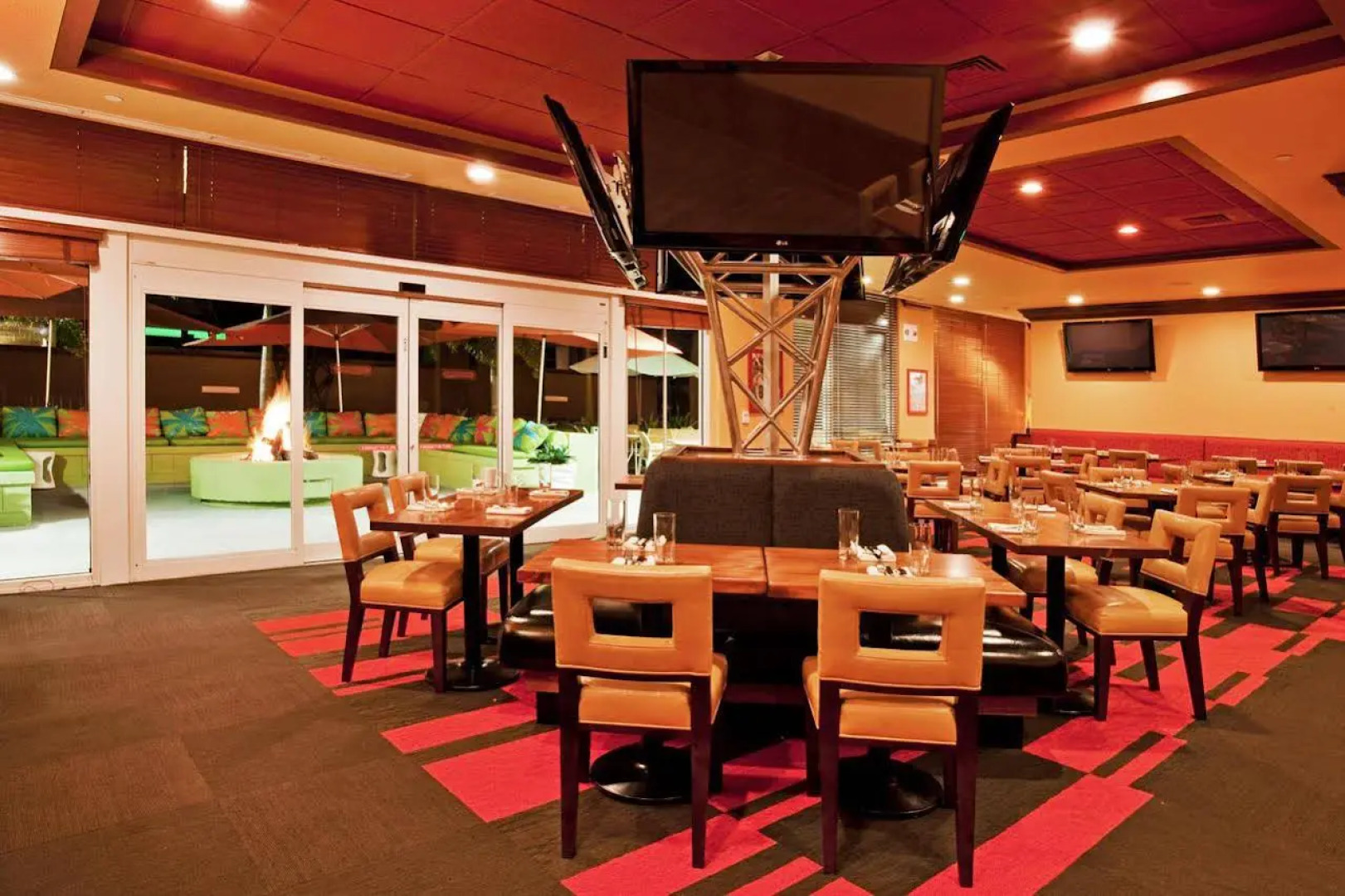 DoubleTree by Hilton Sarasota Bradenton Airport