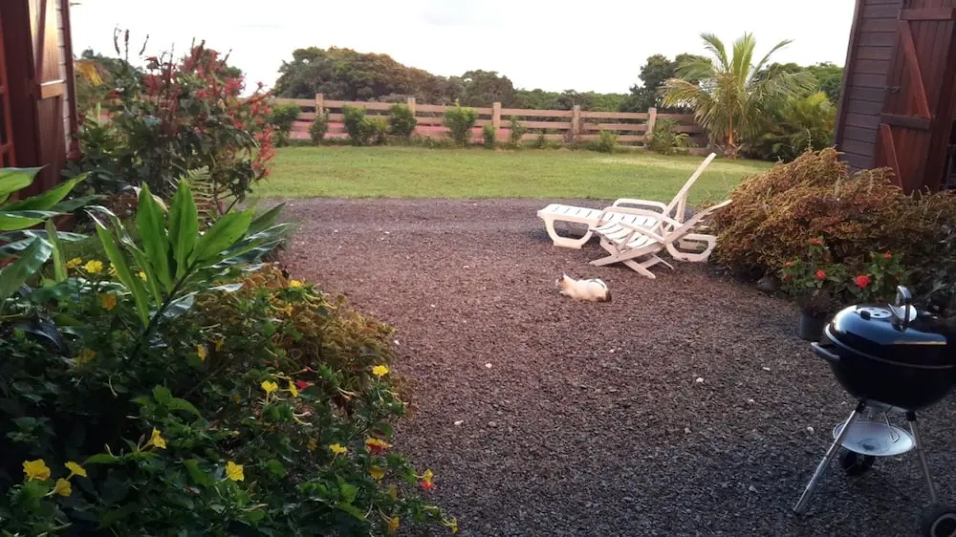 House With 2 Bedrooms in Saint-claude, With Wonderful sea View, Enclos