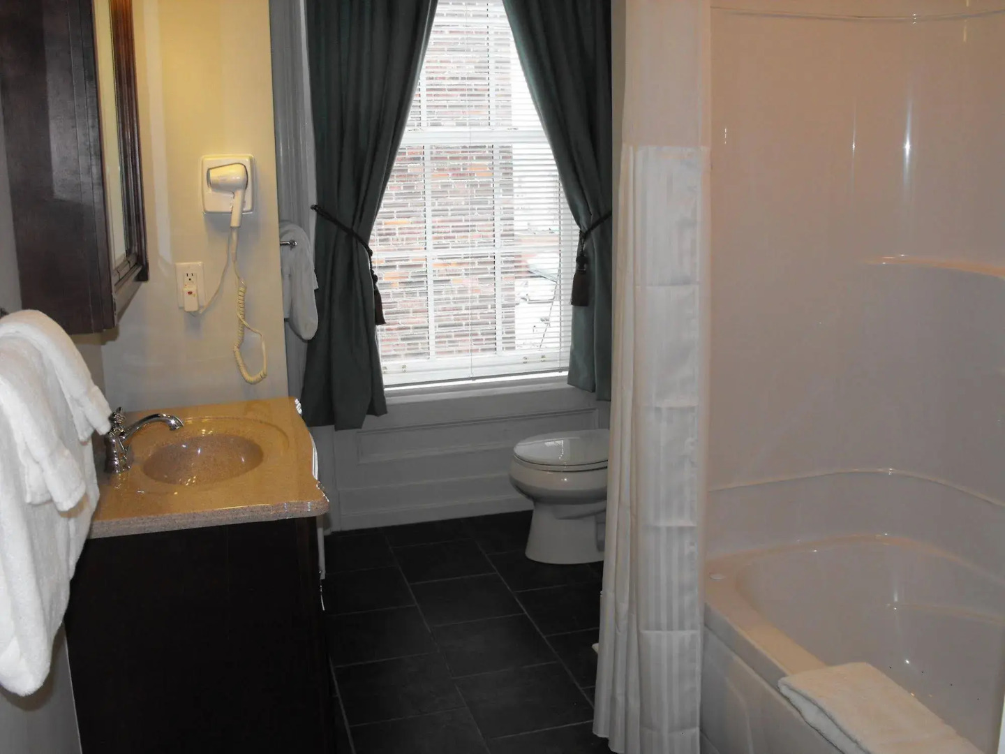 Chipman Hill Suites on Union