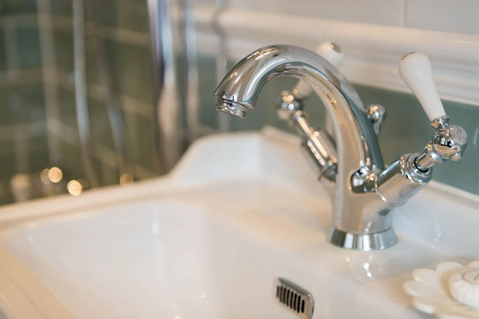 The Horse & Farrier Inn and The Salutation Inn