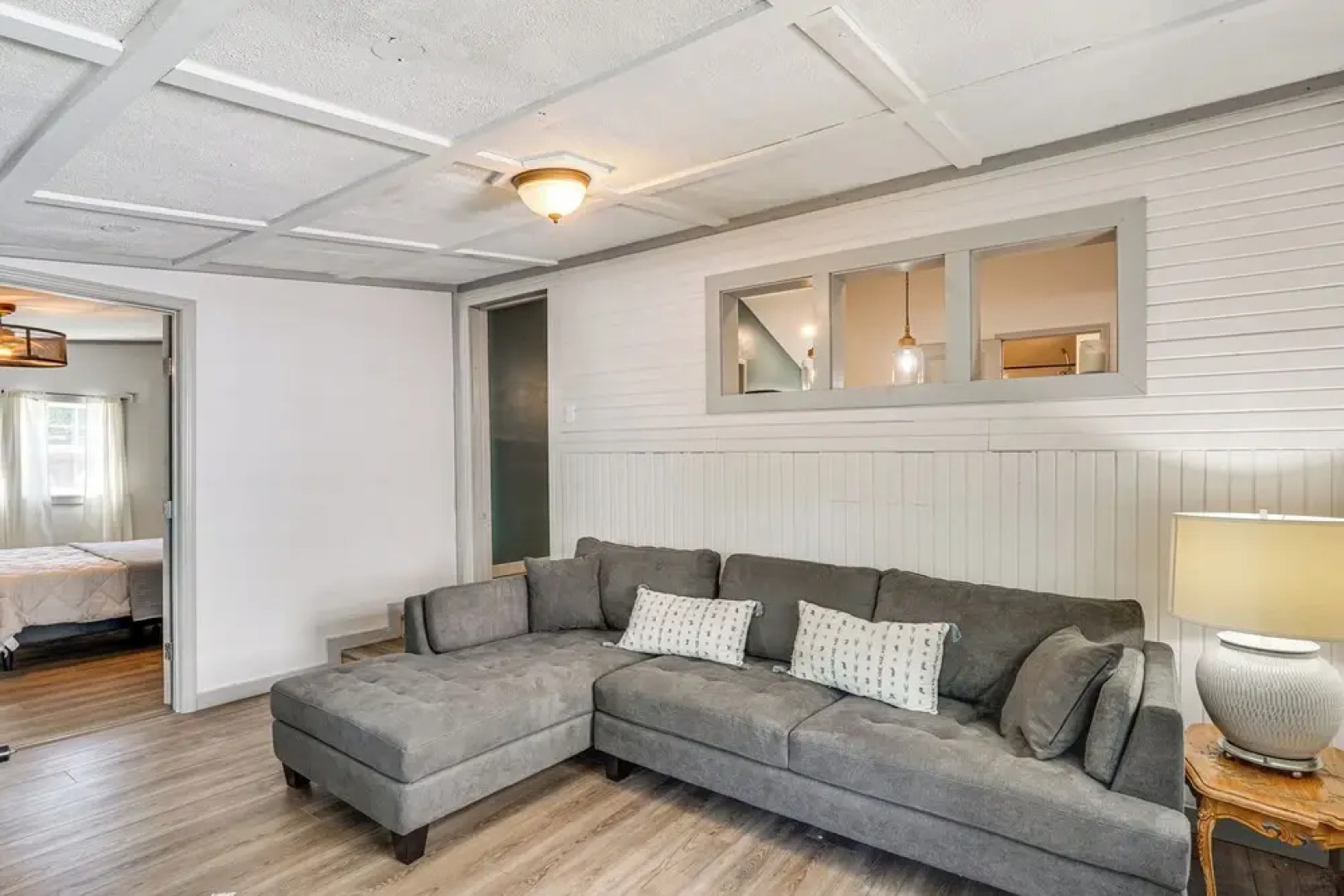 Steps to Water: Lake of the Ozarks Getaway