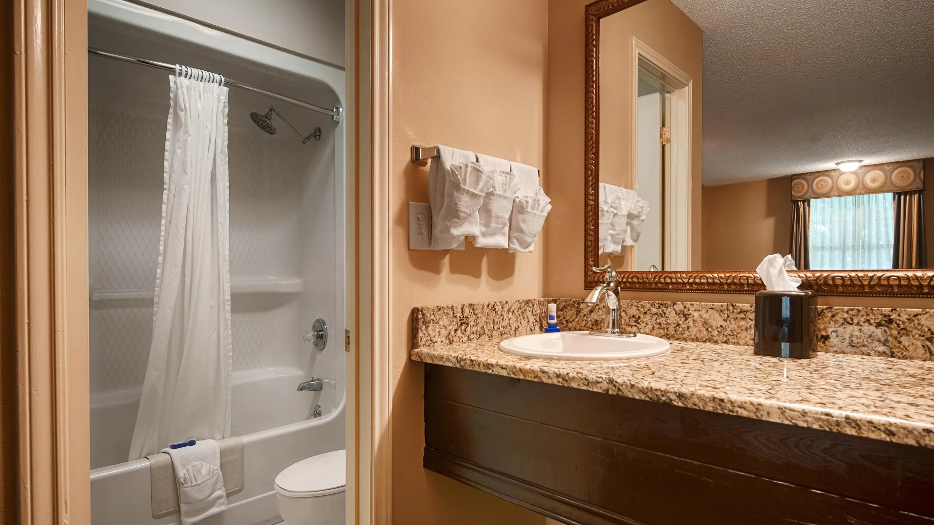 Best Western Sunday House Inn