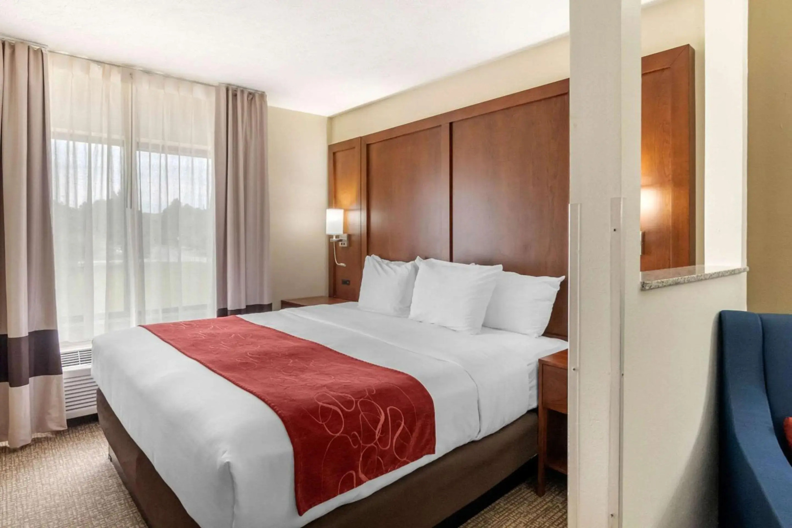 Comfort Suites Speedway - Kansas City