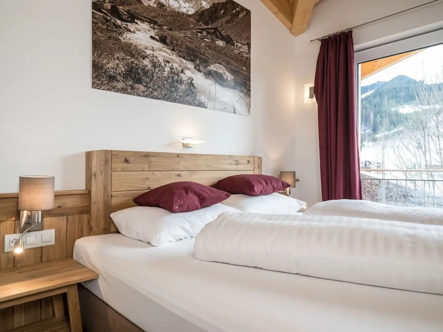 Spacious Apartment in Werfenweng near Lake