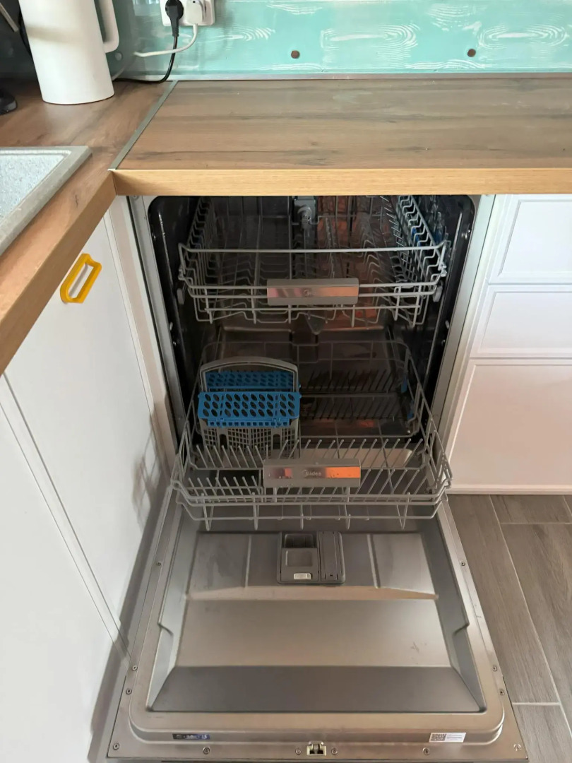 Slow life house (Слоу лайф хаус)