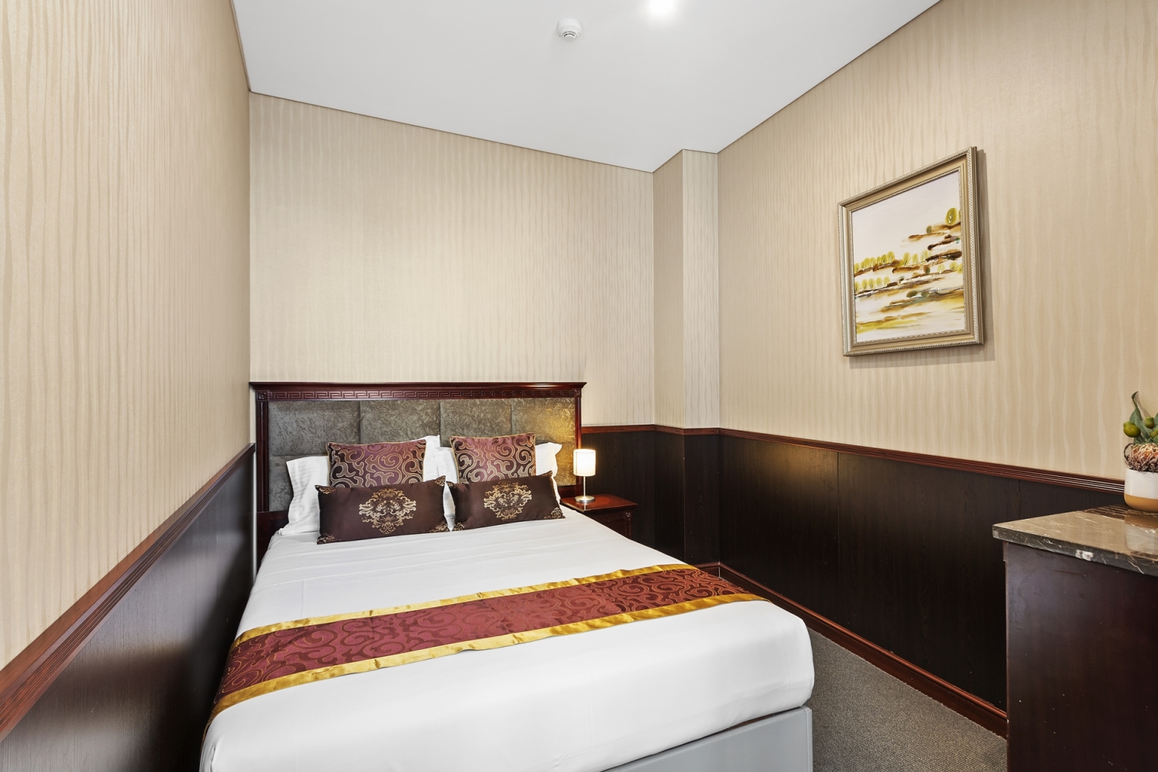 YEHS Hotel Sydney CBD