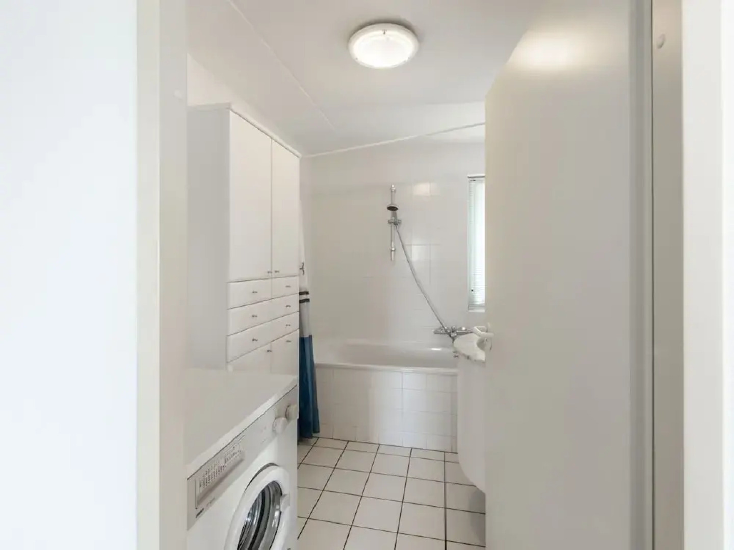 Water Villa Kortgene by Veerse Meer