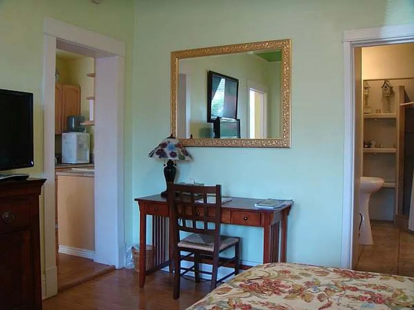 The Big Blue House Inn Boutique Hotel