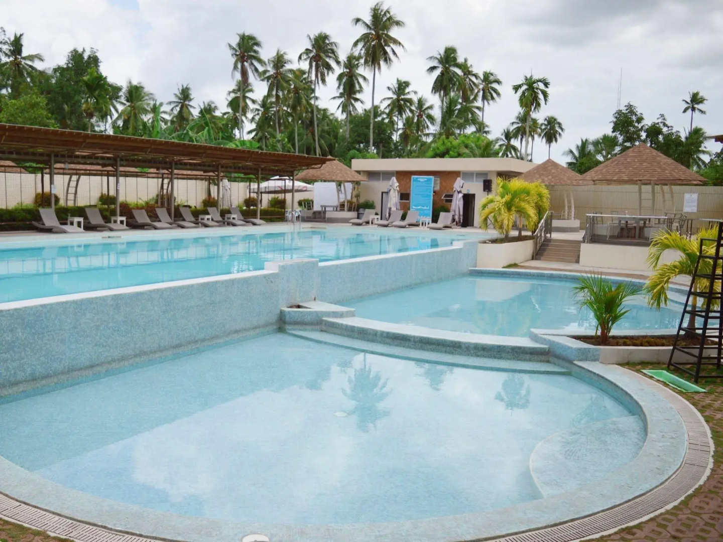 Rufina's Leisure Center